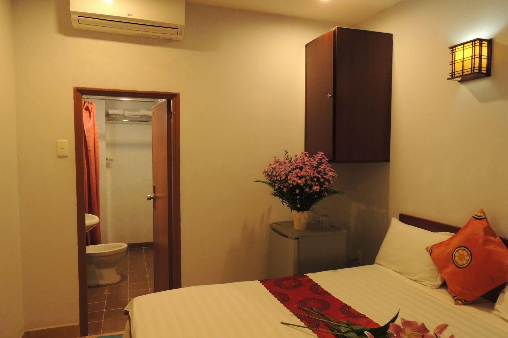 Sao Nam Hotel - Bui Vien Walking Street Ciudad Ho Chi Minh  Exterior foto